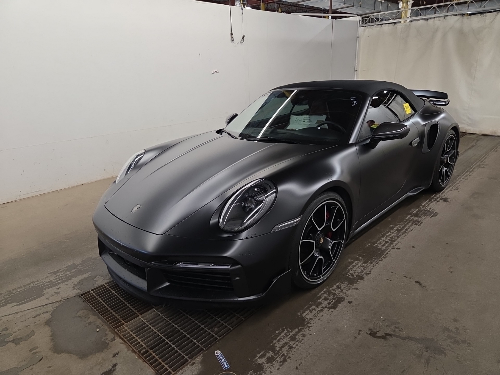 2022 Porsche 911 Turbo / Turbo S