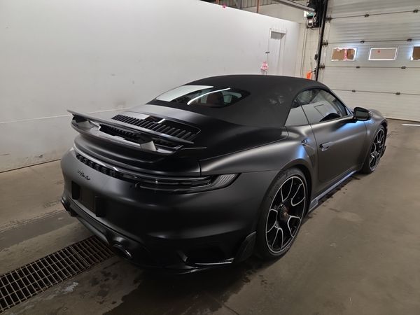 2022 Porsche 911 Turbo / Turbo S