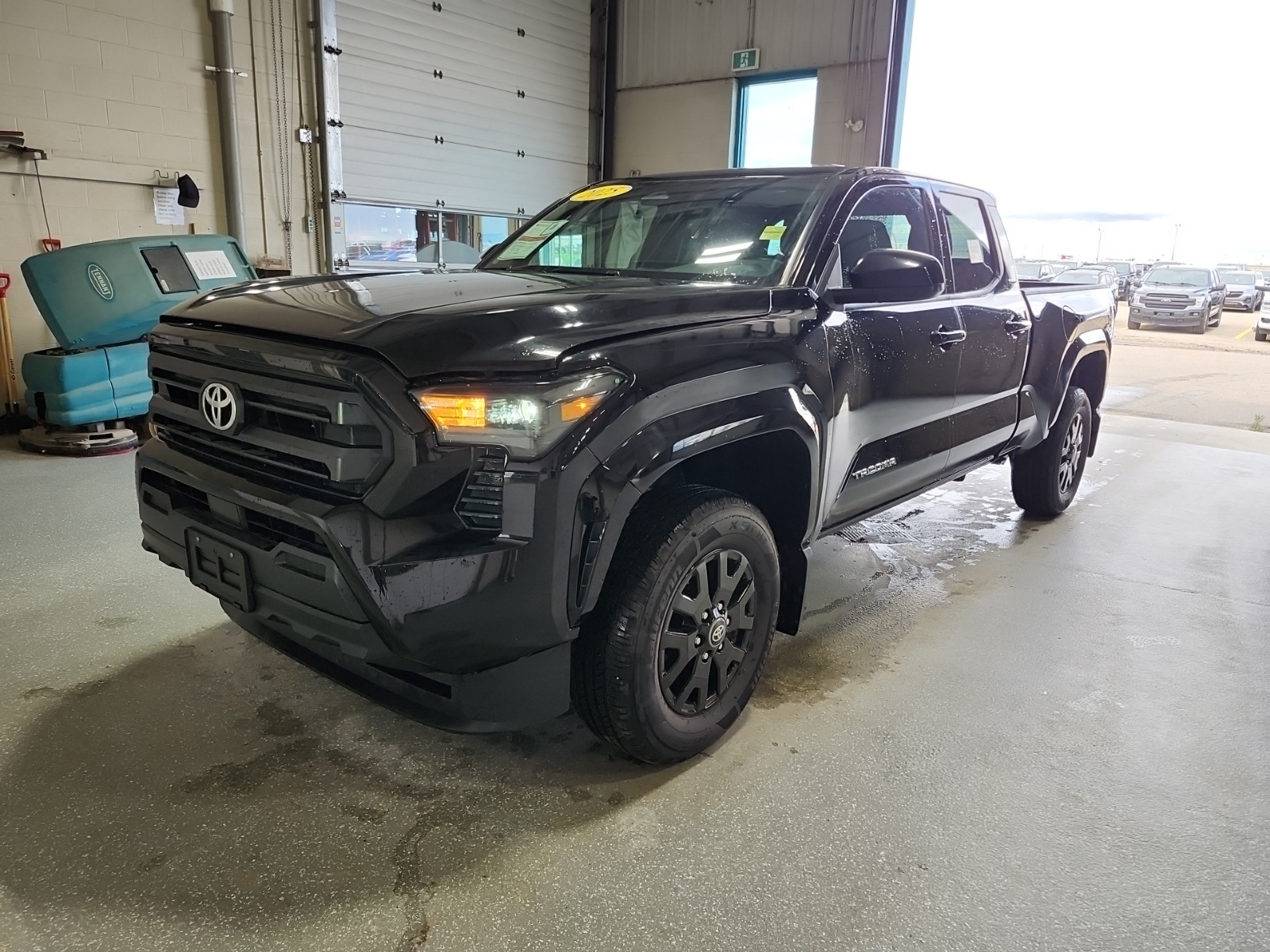 2025 Toyota Tacoma CREW CAB STD BED