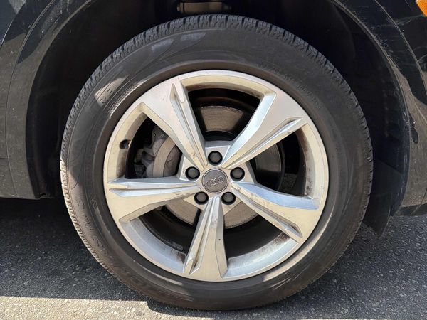 2018 Audi Q5 Progressiv quattro Premium Plus