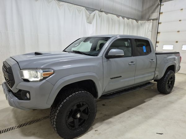 2019 Toyota Tacoma TRD SPORT