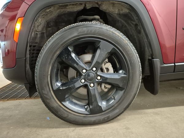 2023 Jeep Grand Cherokee ALTITUDE Laredo, Altitude