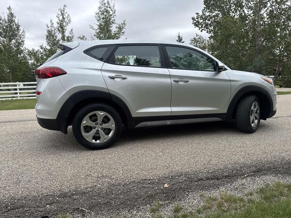 2019 Hyundai Tucson ESSENTIAL SE