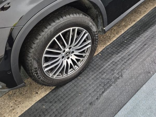 2025 Mercedes-Benz GLC GLC 300 GLC300 4MATIC
