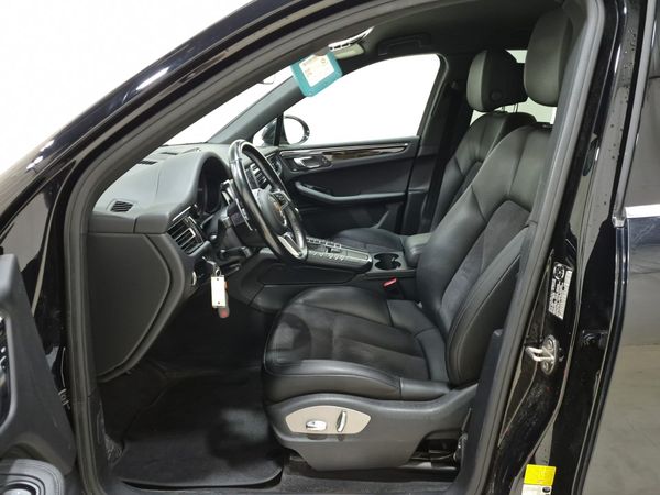 2020 Porsche MACAN S