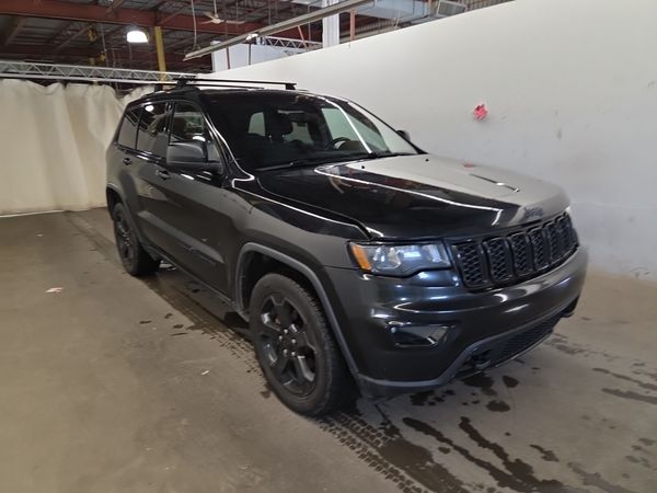 2018 Jeep Grand Cherokee LAREDO