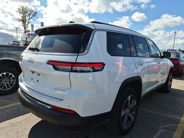 2023 Jeep Grand Cherokee L LIMITED