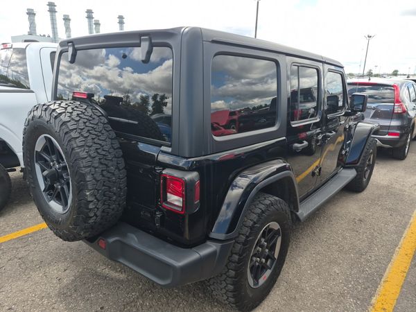 2018 Jeep WRANGLER UNLIMITED SAHARA