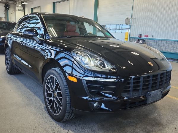 2018 Porsche MACAN S