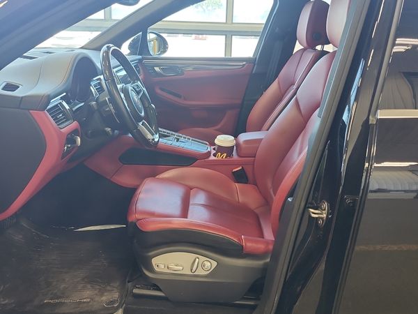 2018 Porsche MACAN S