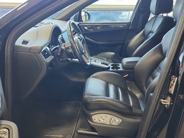 2018 Porsche MACAN S