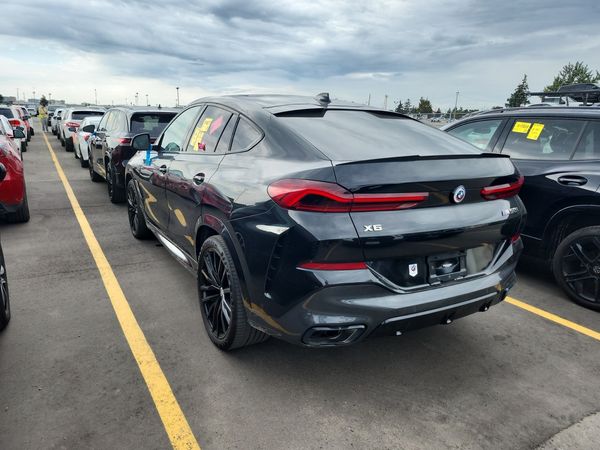 2023 BMW X6 M50I