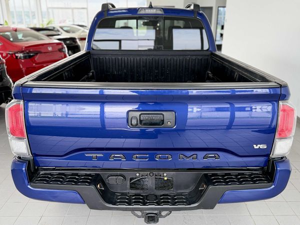2023 Toyota Tacoma 4x4 Double Cab Auto SR5