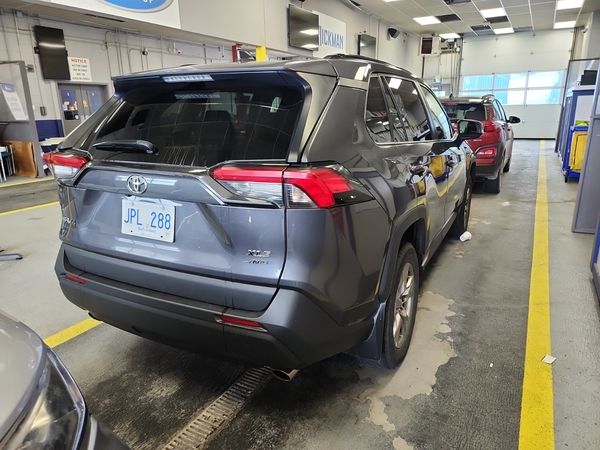 2023 Toyota RAV4 Awd Xle