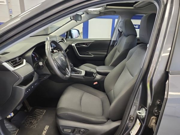 2023 Toyota RAV4 Awd Xle