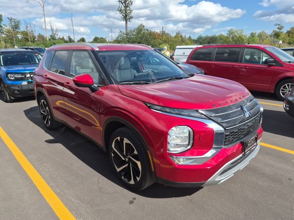 2024 Mitsubishi Outlander SEL SE, Ralliart Edition