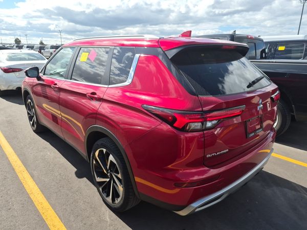 2024 Mitsubishi Outlander SEL SE, Ralliart Edition