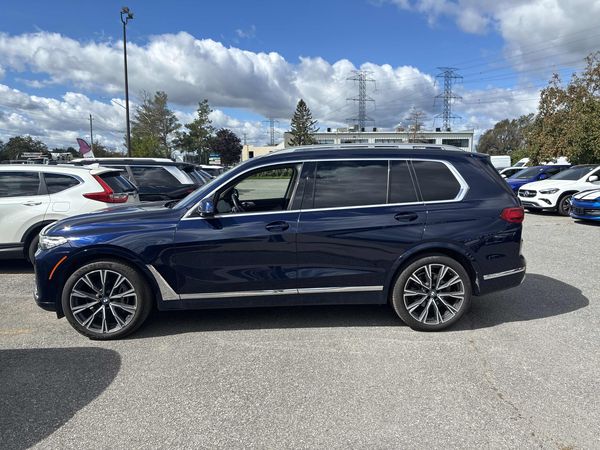 2022 BMW X7 xDrive40i