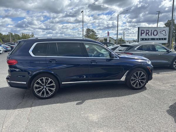 2022 BMW X7 xDrive40i