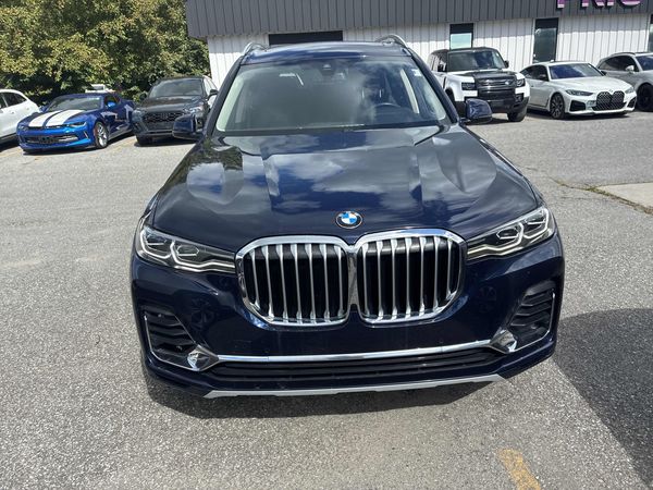2022 BMW X7 xDrive40i