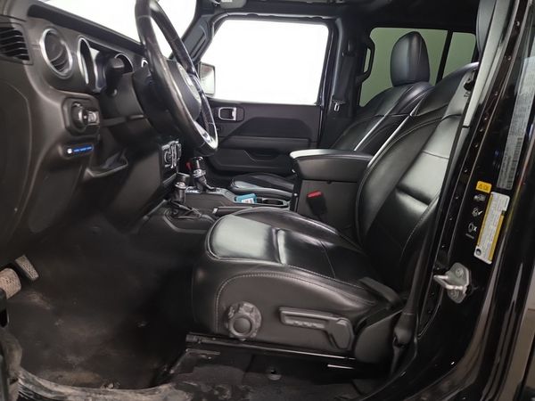 2021 Jeep Wrangler 4xe UNLIMITED SAHARA