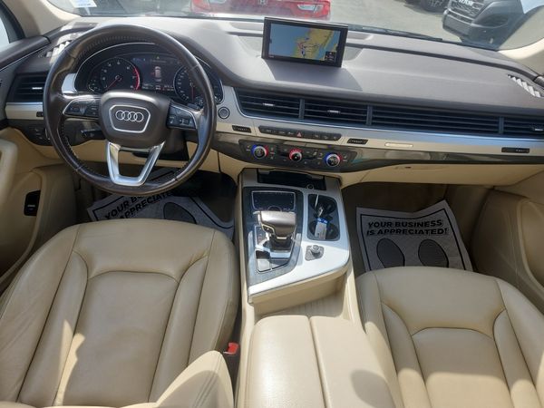 2018 Audi Q7 Komfort quattro Premium