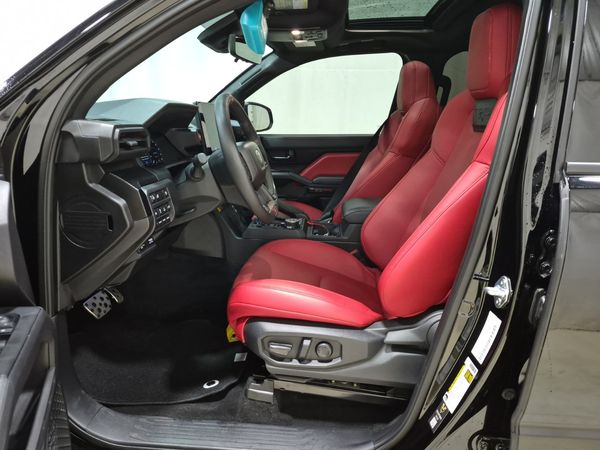 2025 Toyota Tacoma HYBRID CREW CAB SHORT BED