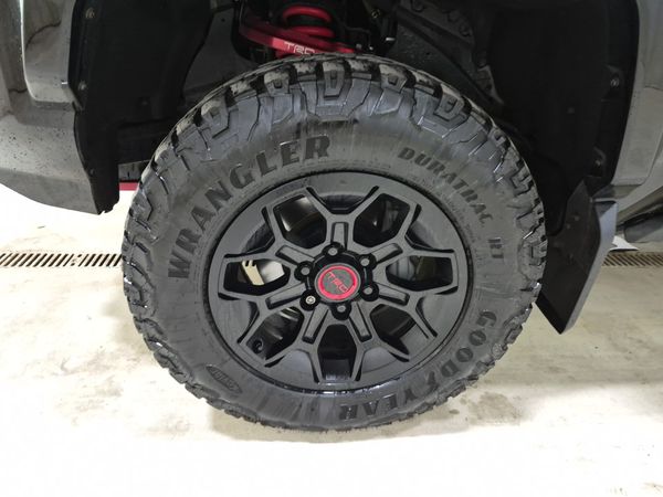 2025 Toyota Tacoma HYBRID CREW CAB SHORT BED