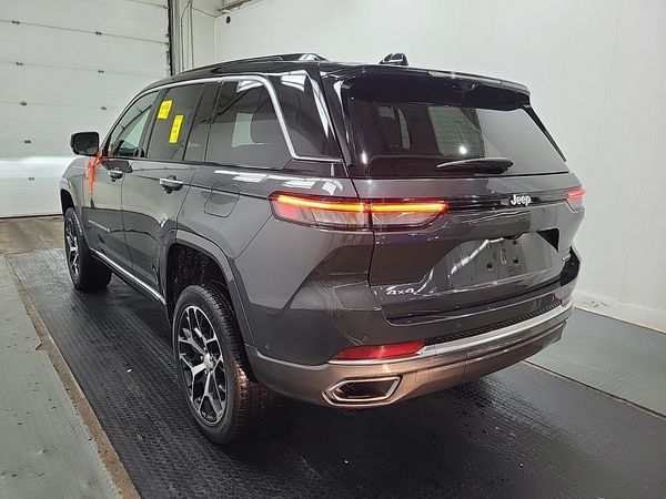 2025 Jeep Grand Cherokee SUMMIT RESERVE