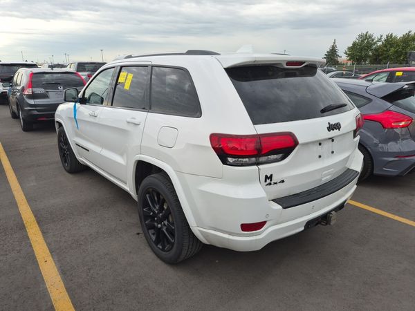 2020 Jeep Grand Cherokee ALTITUDE Laredo