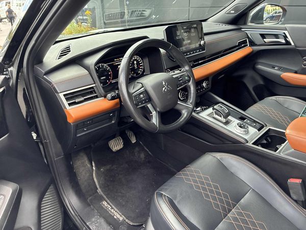 2024 Mitsubishi Outlander GT SEL, GT SR