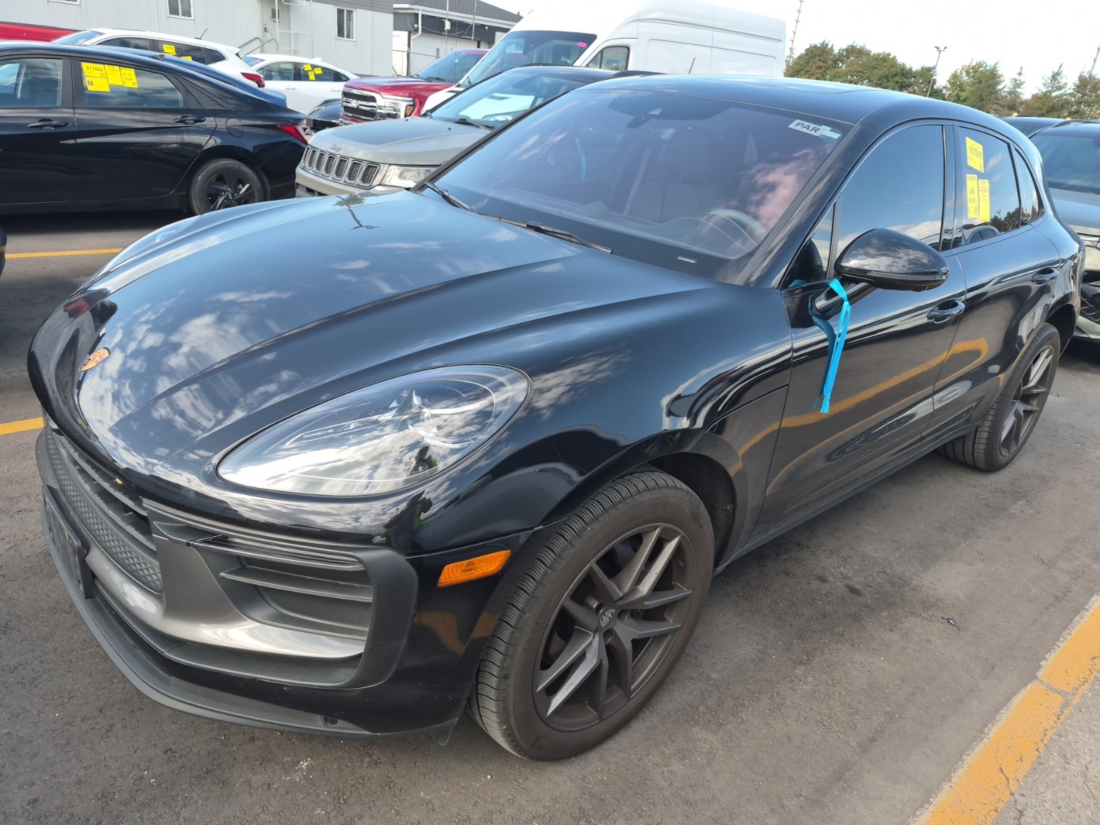 2023 Porsche MACAN T Macan / Macan T