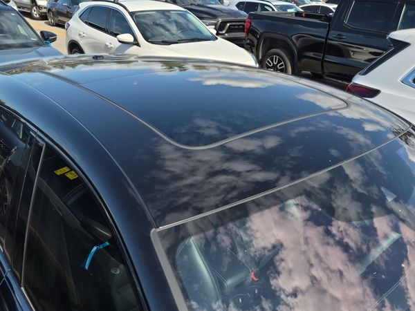 2023 Porsche MACAN T Macan / Macan T