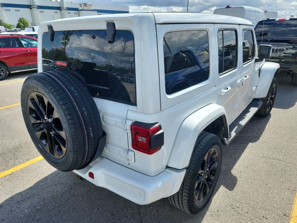 2022 Jeep Wrangler UNLIMITED HIGH ALTITUDE Unlimited Sahara