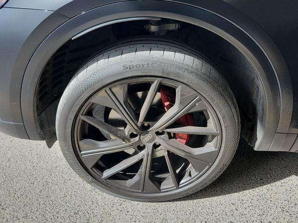 2024 Audi SQ5 PROGRESSIV quattro Premium