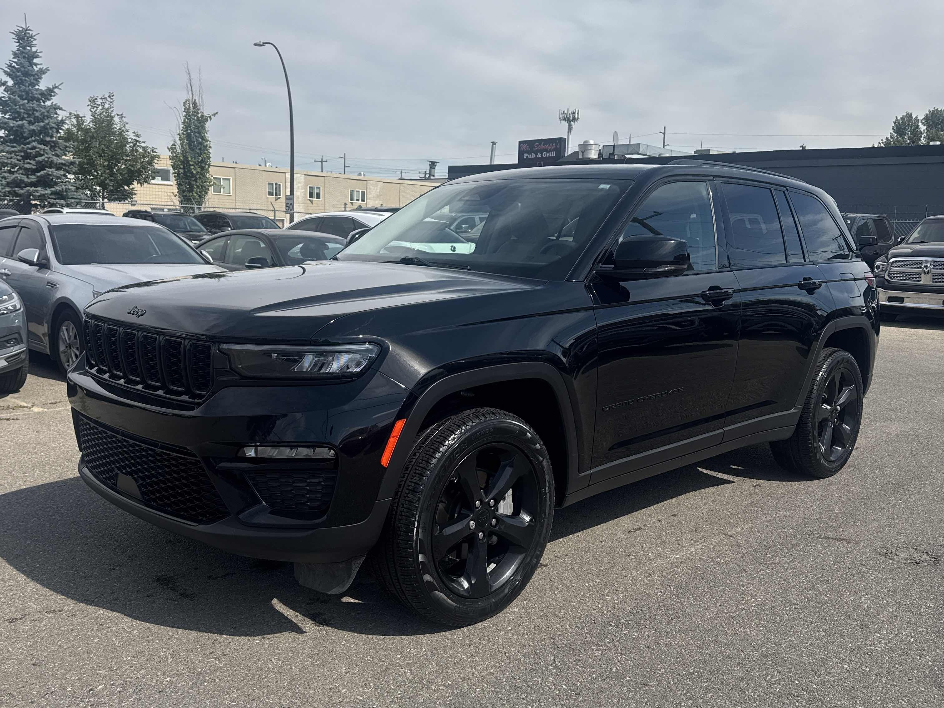 2023 Jeep Grand Cherokee LIMITED
