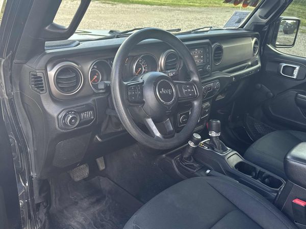 2020 Jeep Wrangler Sport