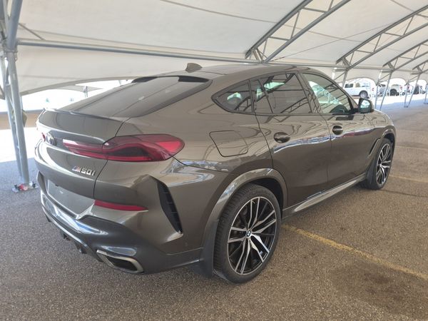 2020 BMW X6 M50I
