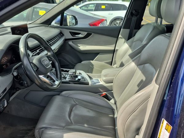 2019 Audi Q7 TECHNIK S-LINE