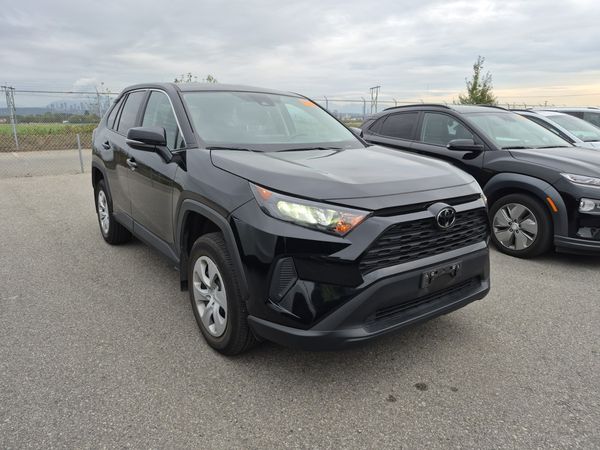 2023 Toyota Rav4 LE