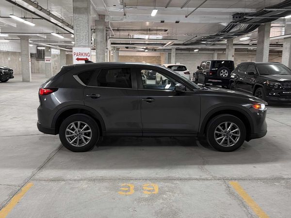 2022 Mazda CX-5 AWD Preferred Package