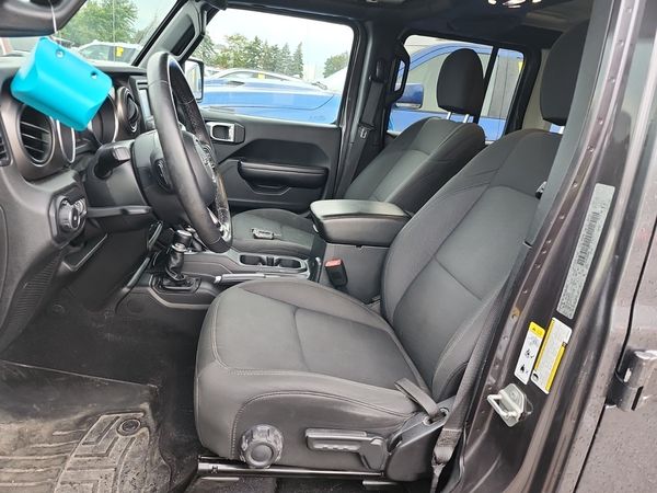2019 Jeep WRANGLER UNLIMITED SPORT