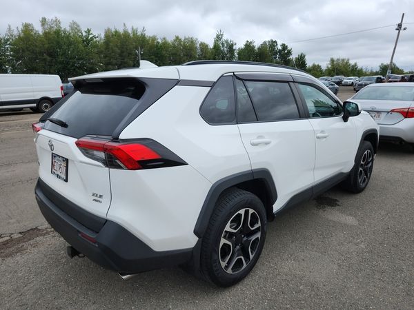 2021 Toyota RAV4 Awd Xle XLE HV