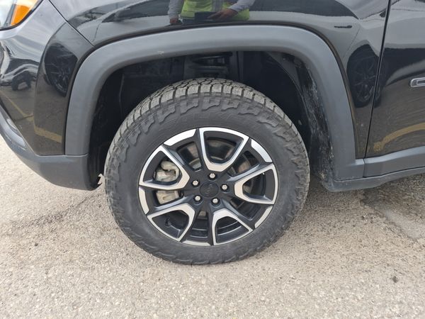 2024 Jeep COMPASS TRAILHAWK