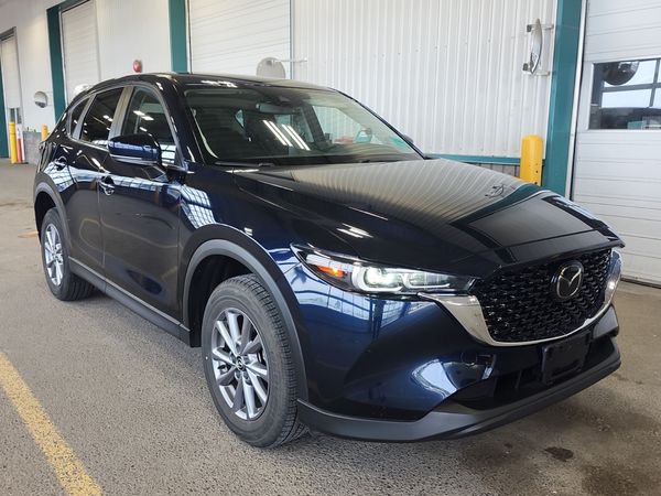2023 Mazda CX-5 GS Preferred Package