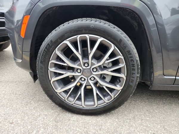 2023 Jeep Grand Cherokee L SUMMIT RESERVE Summit, Summit Reserve