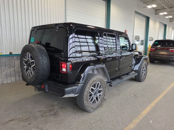 2021 Jeep Wrangler UNLIMITED ALTITUDE Unlimited Sahara