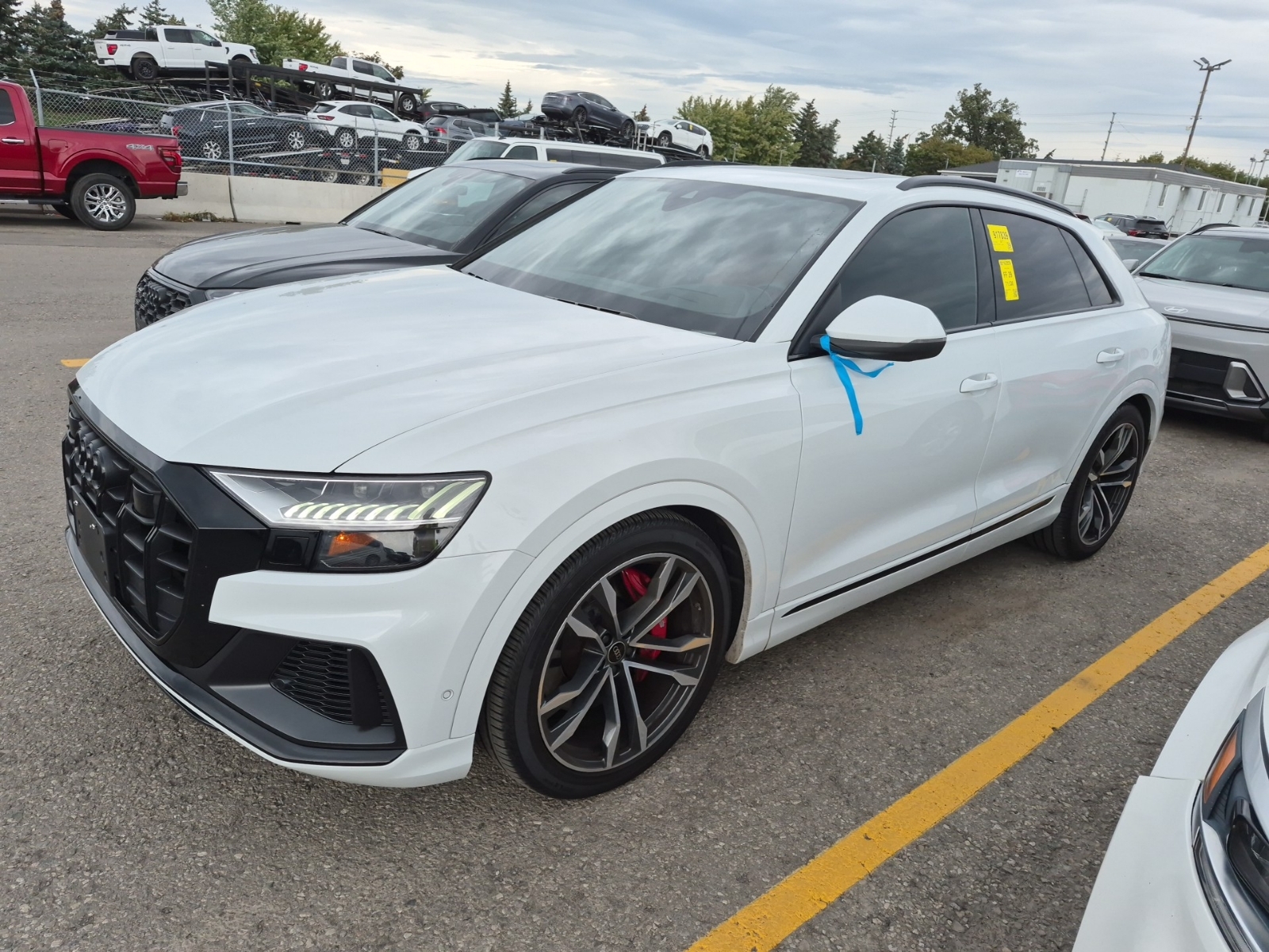 2023 Audi SQ8 quattro Premium Plus