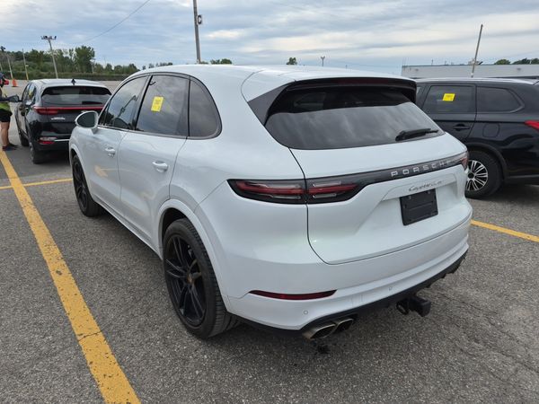 2019 Porsche Cayenne TURBO