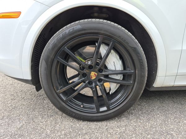 2019 Porsche Cayenne TURBO